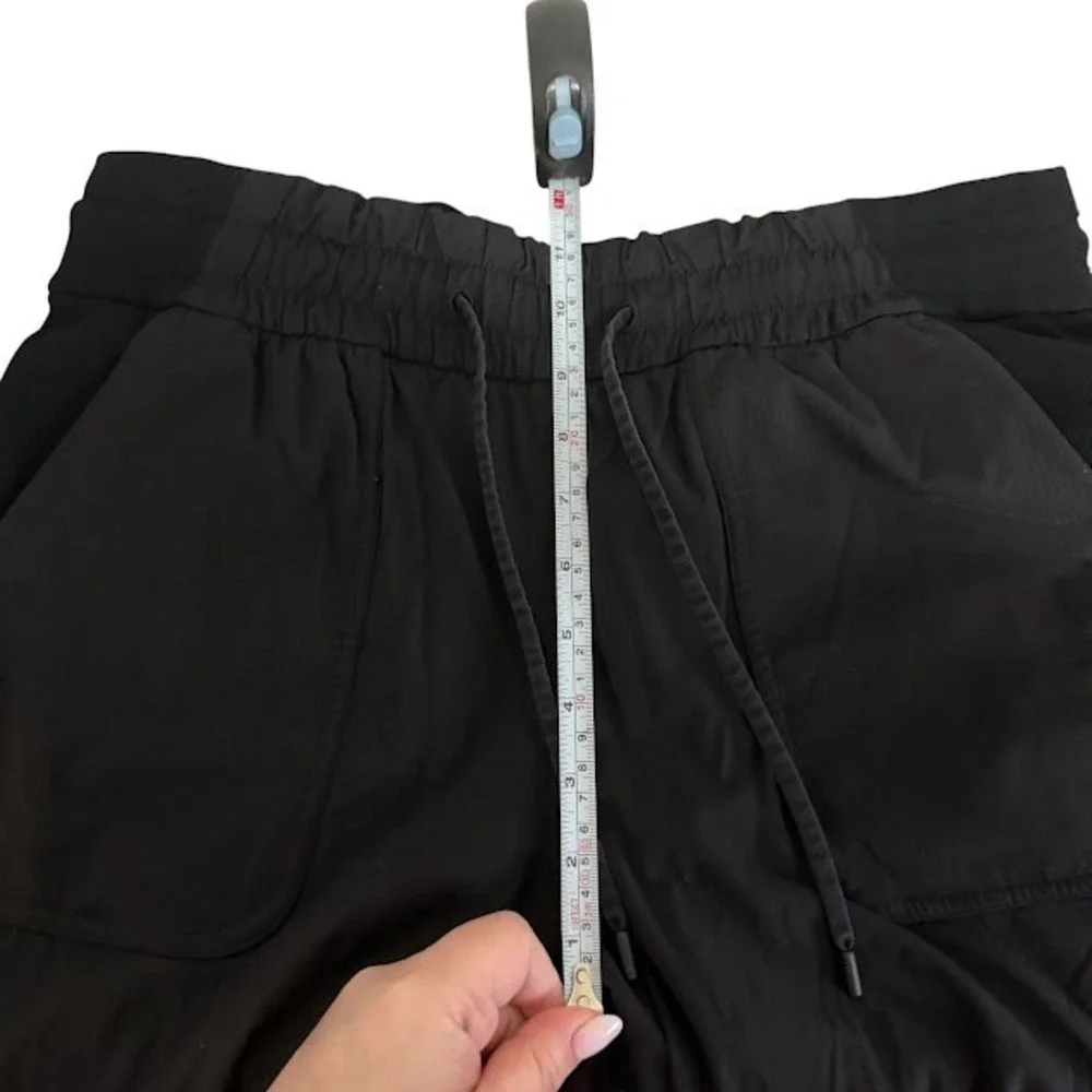 Lululemon Black Dance Studio Mid Rise Jogger‎ Athletic Lightweight Pants 10